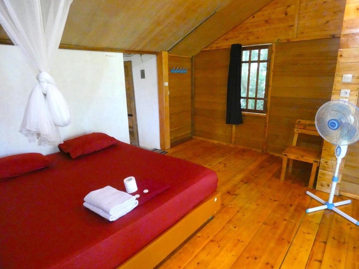 Santi Garden Bungalows Iboih Eksteriør bilde