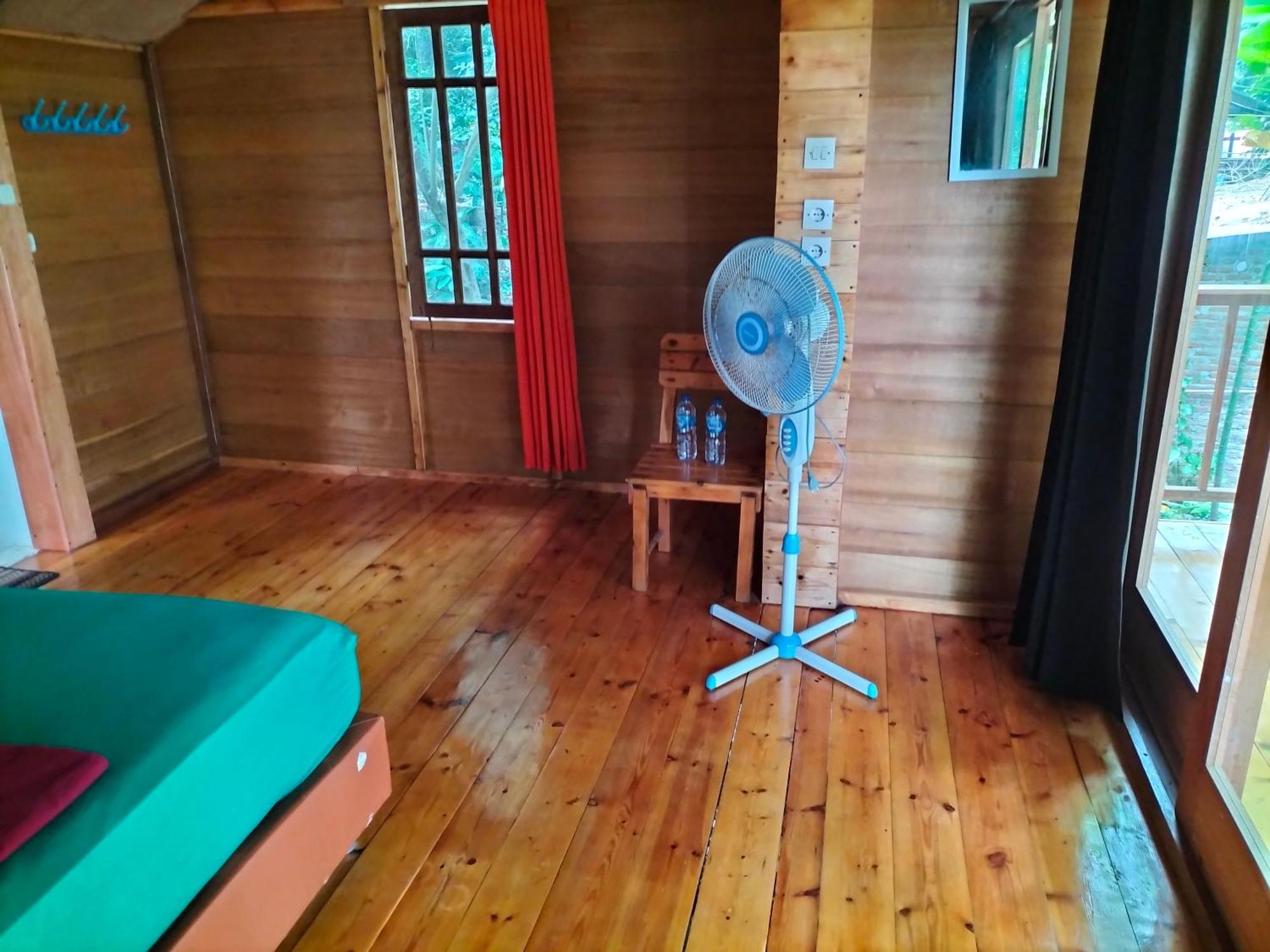 Santi Garden Bungalows Iboih Eksteriør bilde
